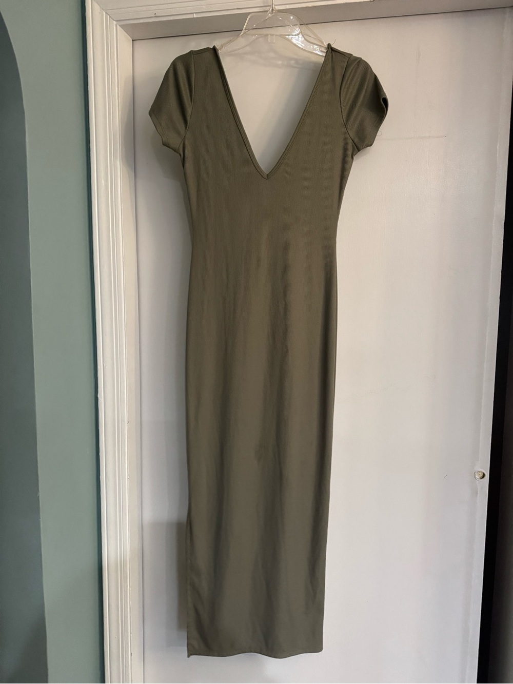Heart & hips olive green ribbed maxi dress plunge
